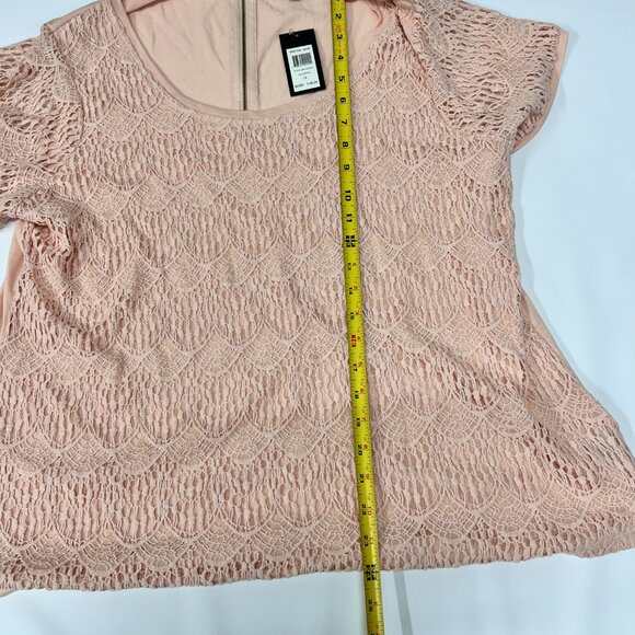 MSRP $48 Verve ami Blouse Women's Plus Sz 1X Lace Overlay Short Sleeve Peach Top - Picture 7 of 9